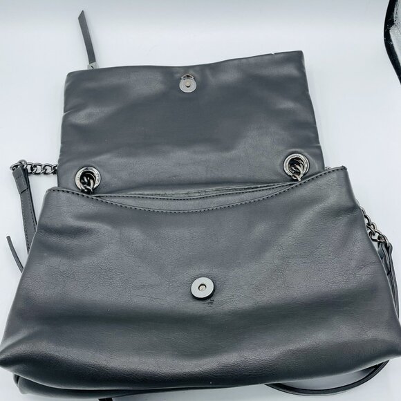 Simply Vera Womens Purse Vera Wang Black Floral Accent Multi Pocket Shoulder Bag - Picture 4 of 13